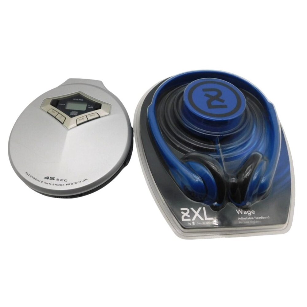 AudioVox Silver CD Player SEALED Skull Candy Headphones CE144B 2002 WORKS READ